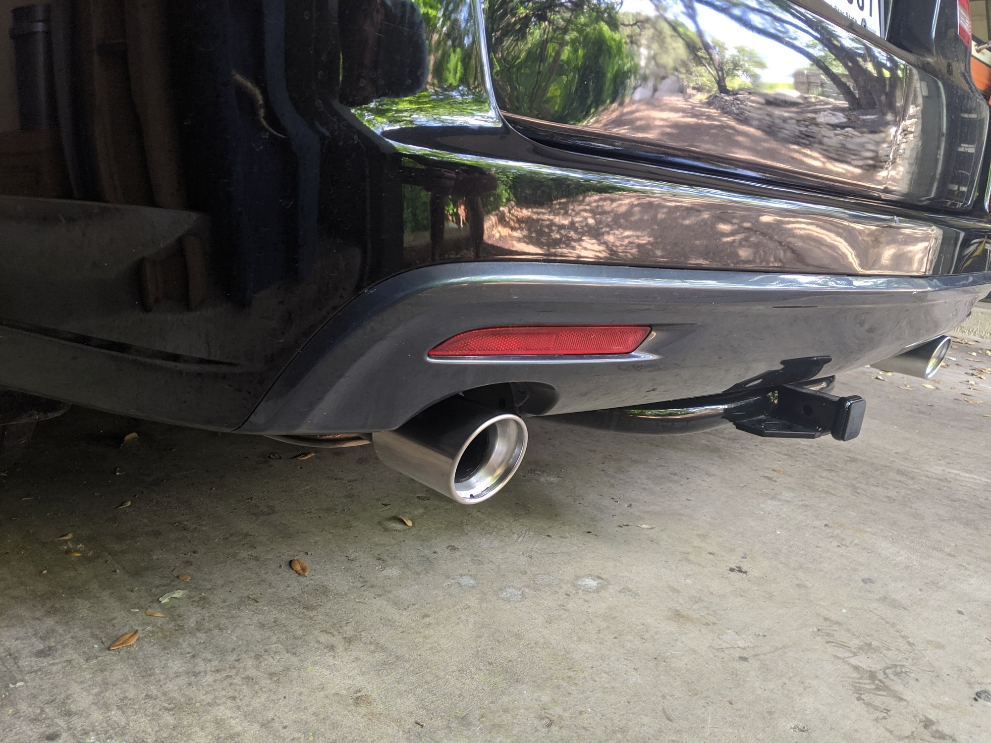 2011 Acura TSX - SOLD: 2011 Acura TSX Sport Wagon FWD with Technology Package, Austin TX - Used - VIN JH4CW2H63BC002521 - 99,805 Miles - 4 cyl - 2WD - Automatic - Wagon - Black - Austin, TX 78731, United States