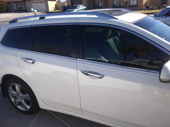 https://e-heko.com/en_GB/p/Wind-deflectors-HONDA-Accord-VIII-5d-2009-wagon-rear-deflectors-included/5825 Team Heko from poland ftw. Great fit and quality. The in channel looks way better imo. I hate the bulky look of the mugen/oem visors. 