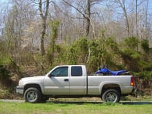 2004 Chevy 2500HD 4X4 Toy Hauler   Woods I ride in behind it