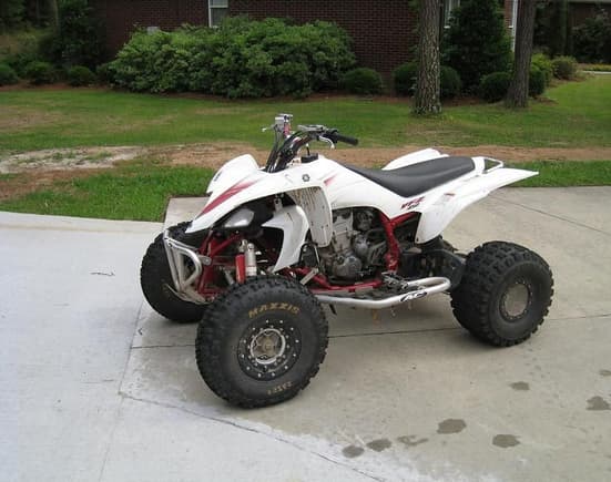 The yfz... she hardly gets ridden anymore... 