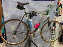 The whopping 34" stand over height is just a bit too much for me Unfortunately she aquired this scratch on the TT at some point.  If I was going to keep this I'd get my sister to help me make new graphics for her.  