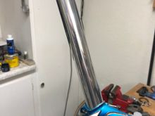 Original straight seatpost, with a Brooks clamp....