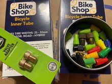 Although the box says 700x 25-32 these look like they go in a x23 without much trouble.  