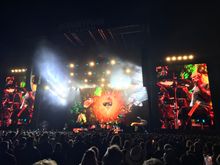 Duff and Slash were on their game. Slash is phenomenal. 
