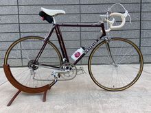 116 BCD Victory drivetrain (with some Triomphe parts) set up as a mid-compact with a 52/36 in the front and a 12-32 in the back. Bike is great for hilly rides. 