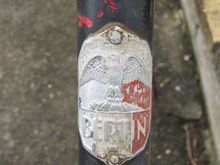 headbadge