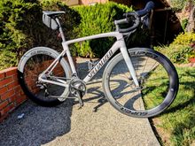 2025 Roubaix SL8 Sport 105
