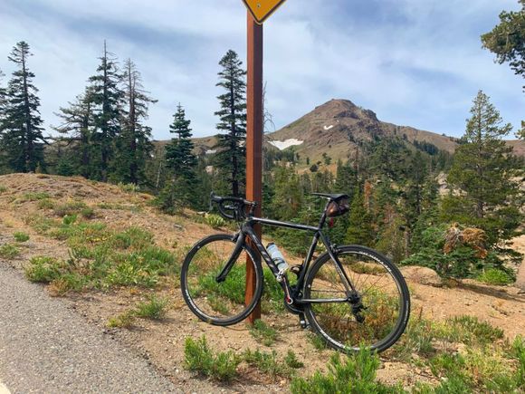 Blue Lakes Rd summit