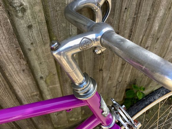 Managed to fins a GB stem & GB Maes bars. Brake levers are Weinmann