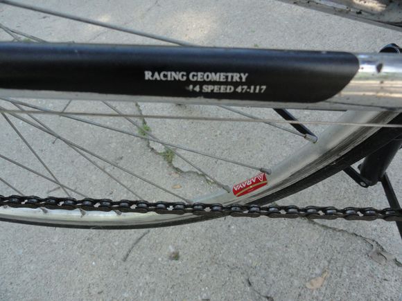 2 X 7 gear set up.  Araya 700c clincher wheels