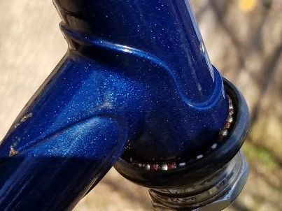 Weird, the ball bearings are showing on the HS