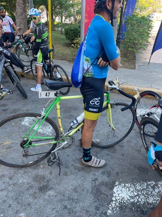 Um, is that seat tube supposed to look like that?