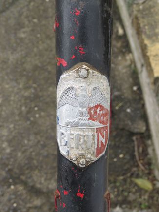 headbadge
