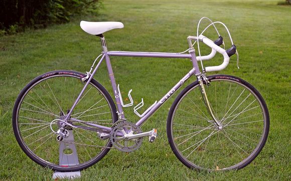 Local pickup I grabbed, refurbished, and then donated to the local bike collective