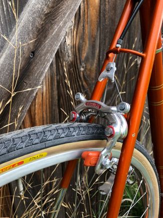 The tread is good for most uses except mud, which this bike wouldn't be optimal for anyway