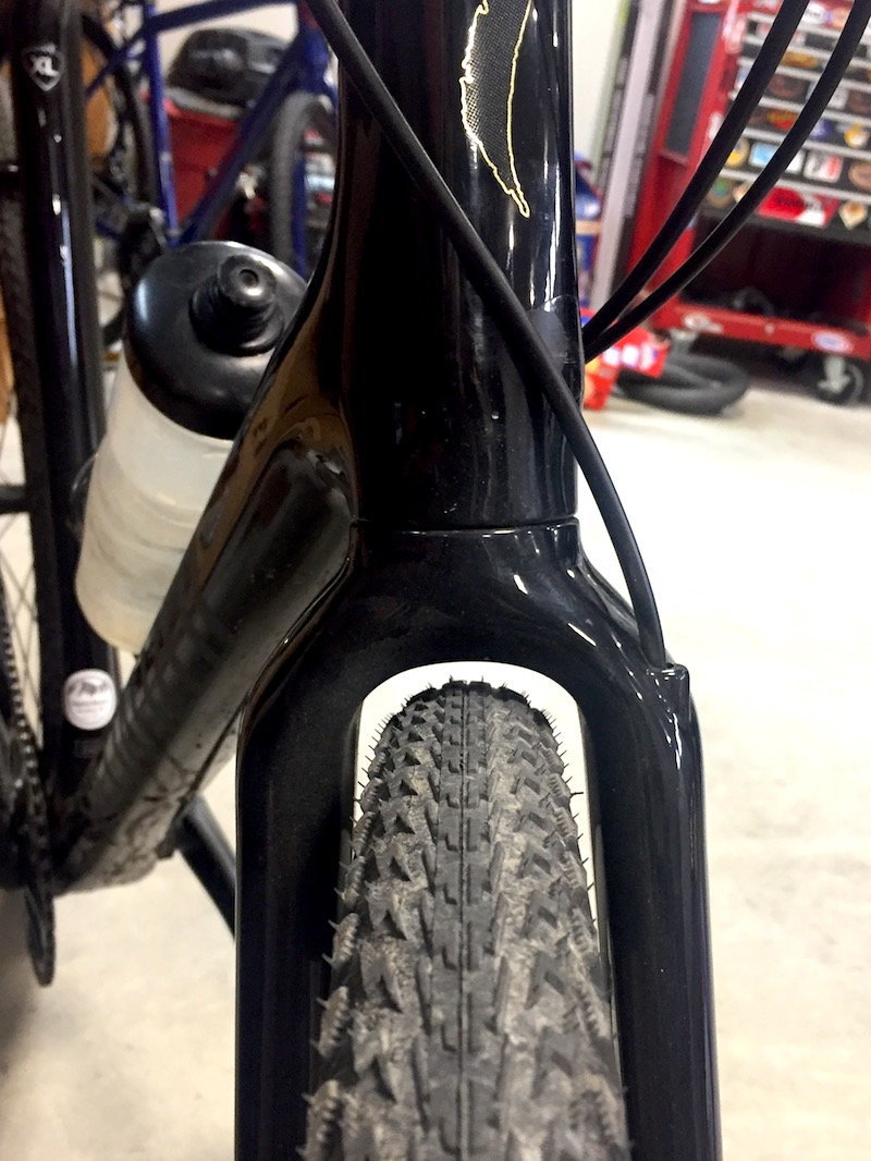 specialized hybrid tires
