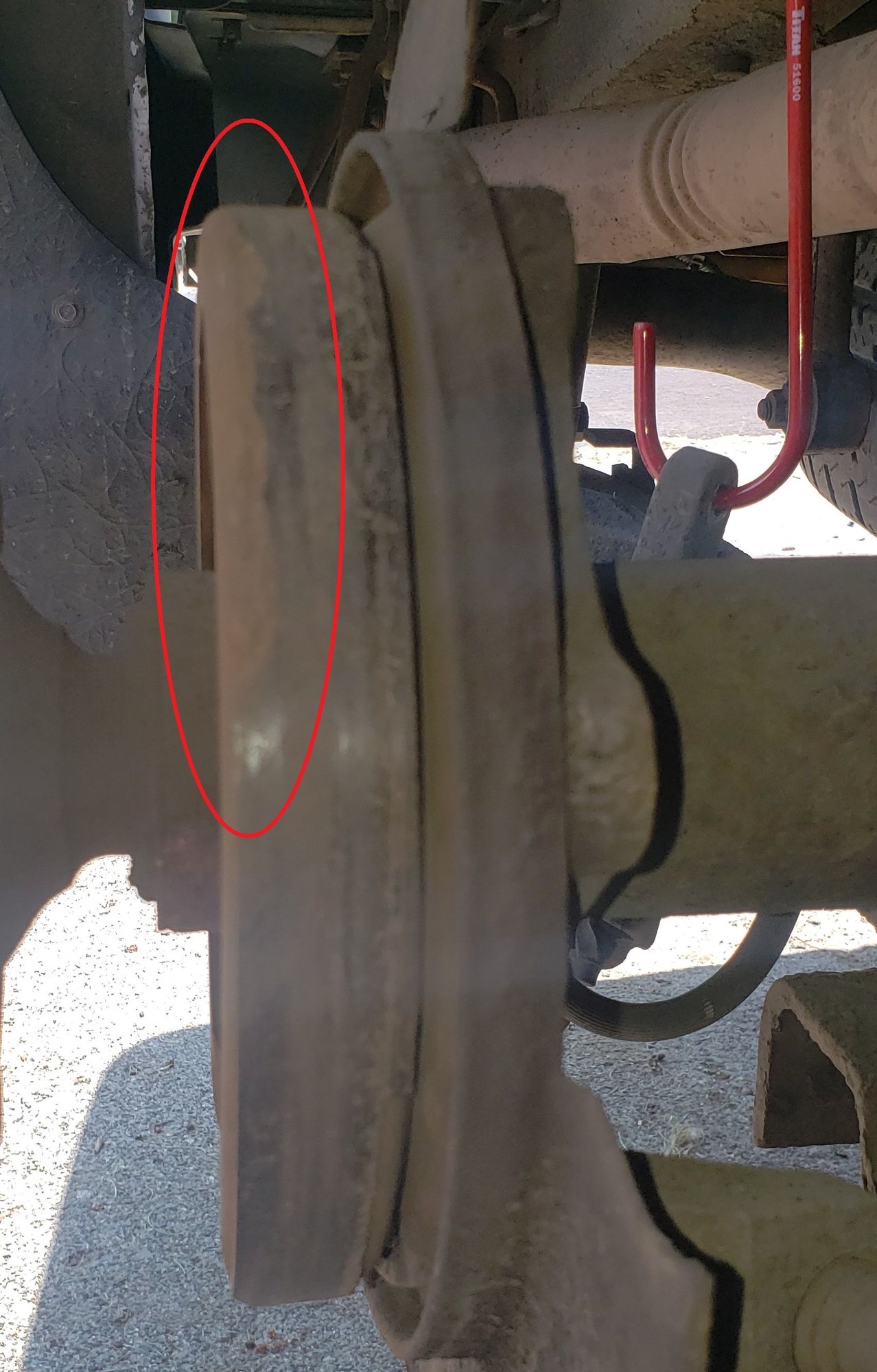 Shoe: LR, not loss of material on the shoe