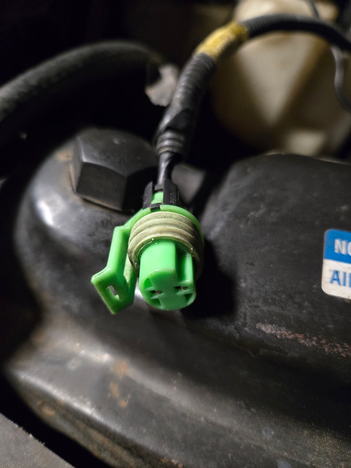 The other end connects to this electrical connector with 2 wires (pink and white).