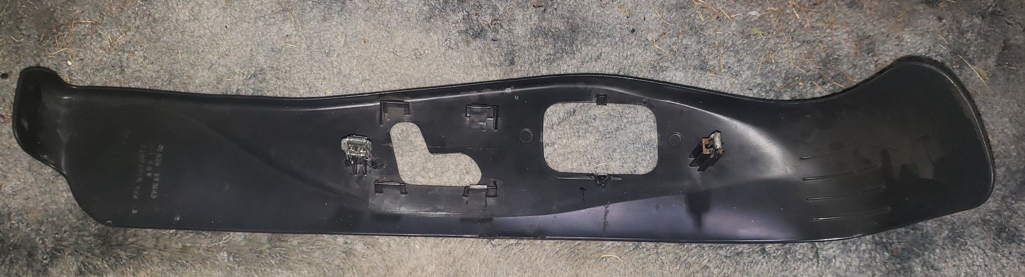 The inside of the whole valance. The repaired tab is the one on the left.