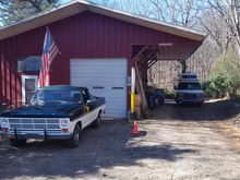 My lil hideaway in the backyard. The city approved my drawings in 2000. central heat w/hot water and cable tv