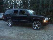 stock with the 20"s and low pros