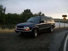 On levee road next to Sacramento River