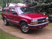 wow this needs a lift along with bigger wheels and tirs