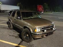 Taken the day i got the 31's on it with minor fender modification(with a hammer)