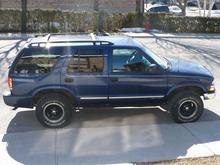 Blazer 2001 afte mags install (the snow melted in 3 days lol)