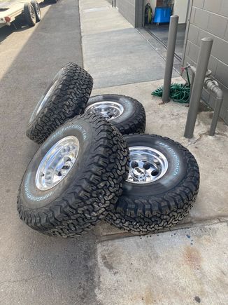 New Mickey Thompsons and 35" tires