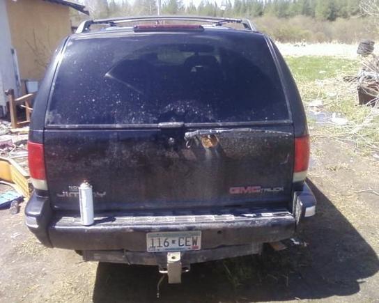 Pic of the rear. Has a nice class III hitch.