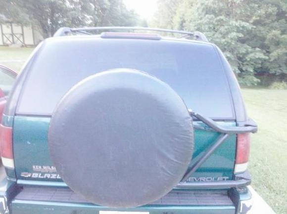 Spare tire rack mod on four door