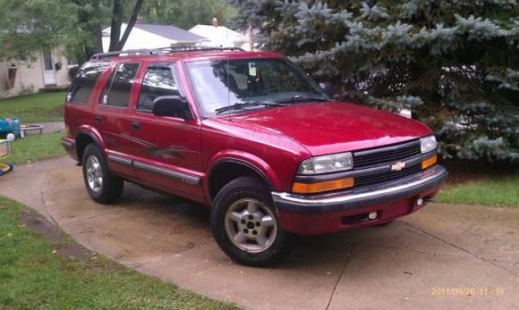 wow this needs a lift along with bigger wheels and tirs
