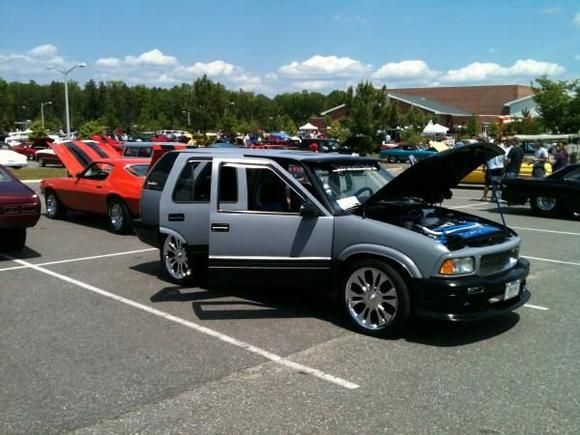 5-7-11 "Project lifesaver" Car Show.