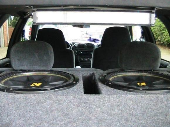 Kicker Comp 15's
