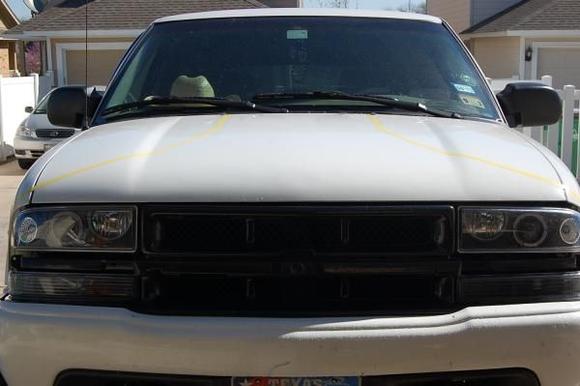 S10 grille conversion to accomodate Halo Projector headlights.