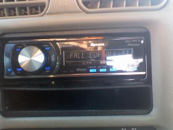 new radio no iys not fall out boy