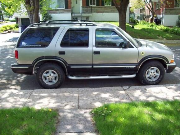 RIGHT SIDE VIEW