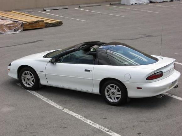 my 1994 3.4 liter camaro w/ 106 thousand miles 
sold it 2 a friend for $3500.00