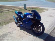 my babii...02 f4i......