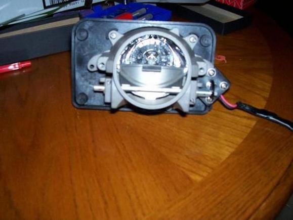 bi-xenon projector low beam position