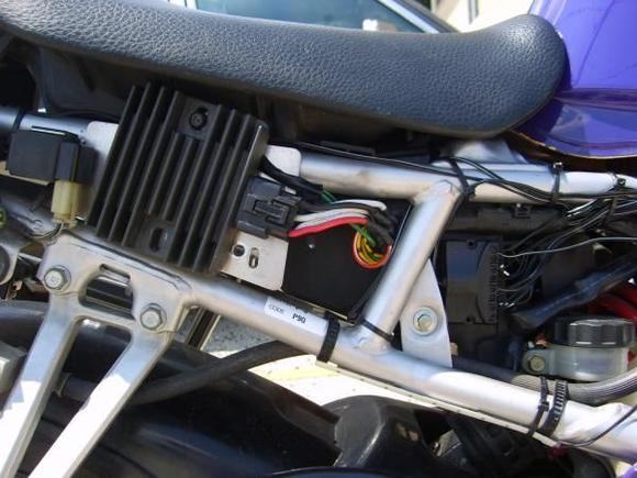 2007 Yamaha R6 R/R to replace the POS Honda one. Works GREAT!
