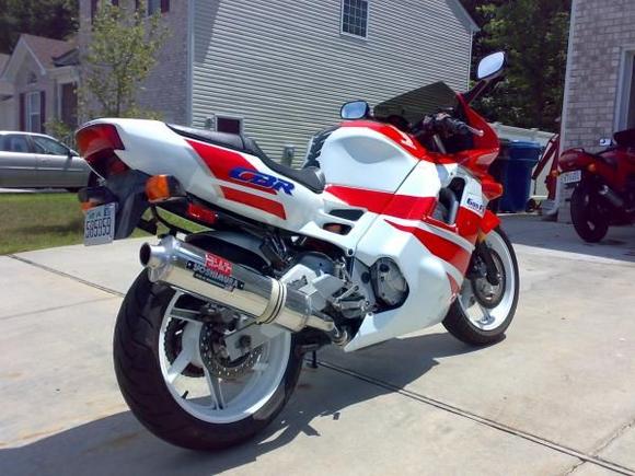 '91 Honda CBR600F2: K&amp;N Filter, Yoshimura RS-3 Stainless Slip On, Zero Gravity Windscreen, Barnette Kevlar Clutch Kit, Sylvania Silver Star Headlight