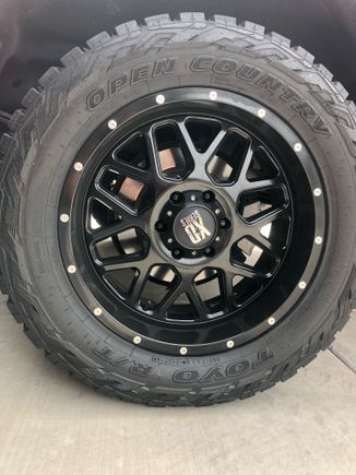 XD Wheels with Toyo  33X12.5 Open Country Tires