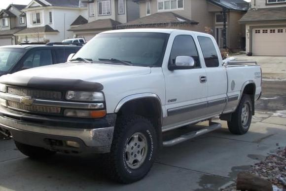 truck with 3 inch body lift and 2 inch leveling