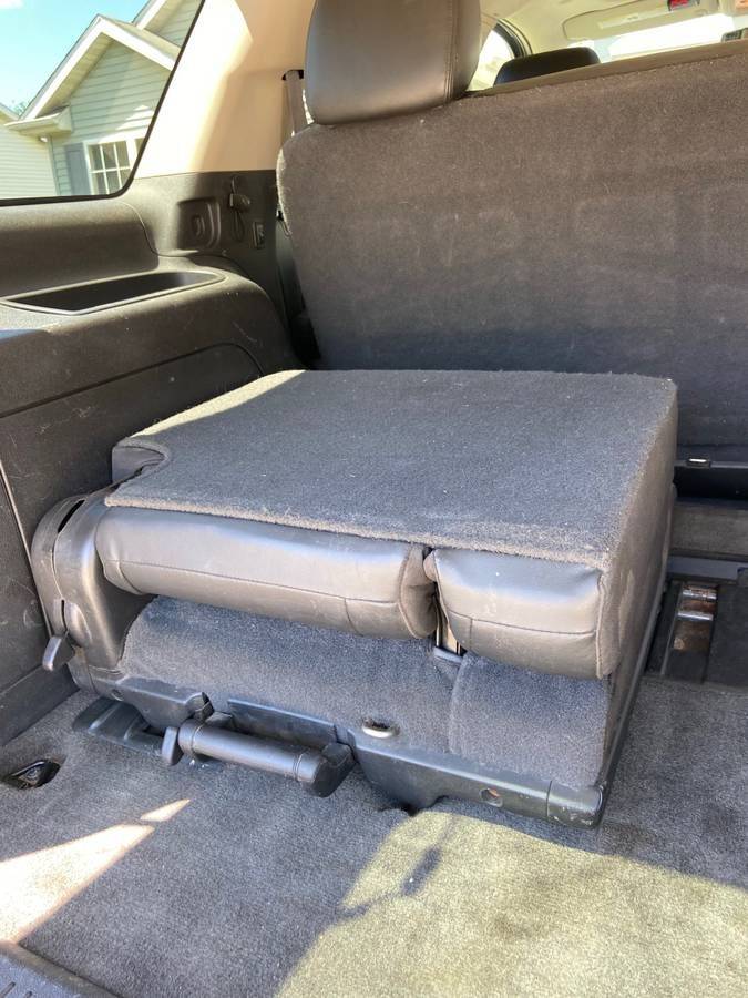 Interior/Upholstery - 2011 Chevy Tahoe Third Row Seats -- EUC! - Used - 2011 Chevrolet Tahoe - 0  All Models - Osceola, IN 46561, United States