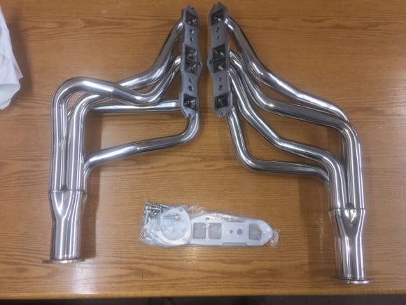 These come with all gaskets and some really long bolts you can use on another project. I usually use stainless bolts with a 3/8 or 5/16 hex head. I don’t care for the 12 point bolts for headers because you can’t use an open end wrench on them if needed. The passenger side header is about 4” shorter.  Shortest pipe is 28” and longest is 39”.