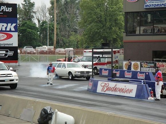 Norwalk 2012. Heating the tires during TnT.