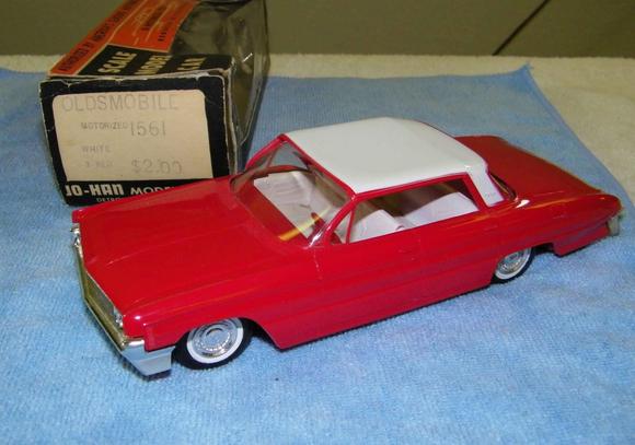 1961 Oldsmobile Super 88 Promo Model Car small