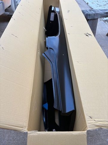 Boxed up pretty well.  Shipping costs from JEGS was reasonable.  160 for both delivered motor freight to my door.